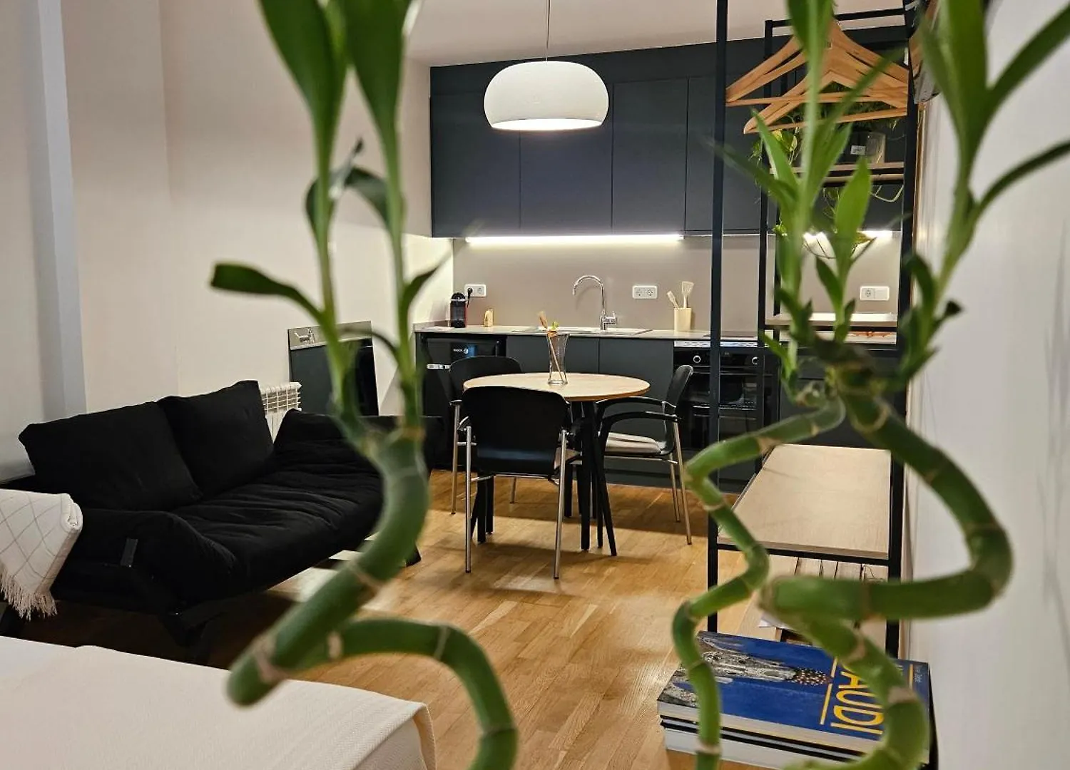 Estudiosuenossuite Sant Just Desvern 0*,  Spain